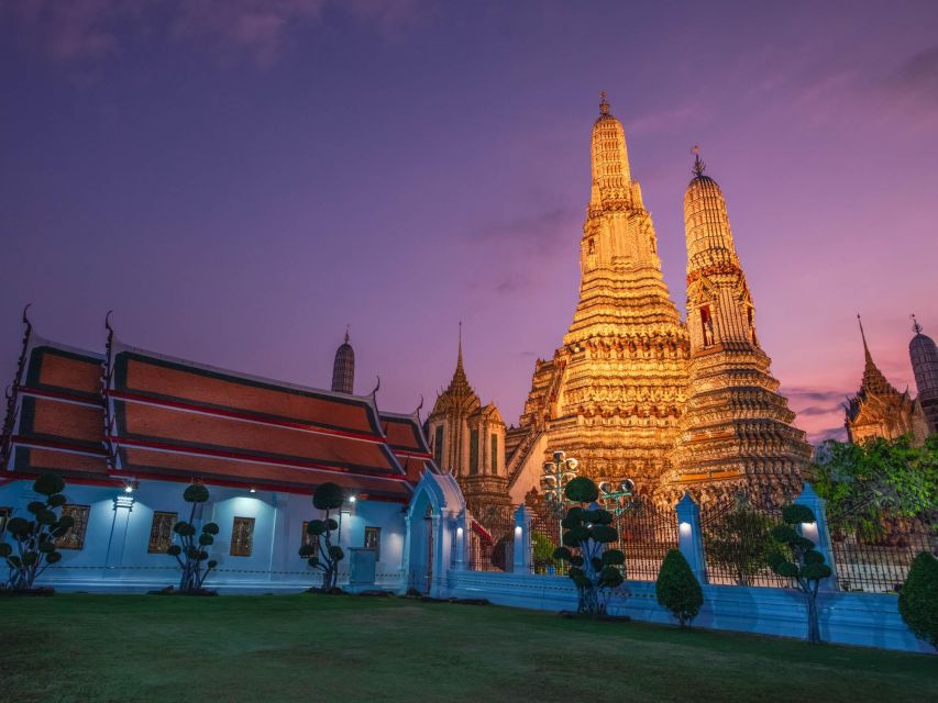 Bangkok: Grand Palace and Wat Arun Guided Walking Tour - Who should book this walking tour