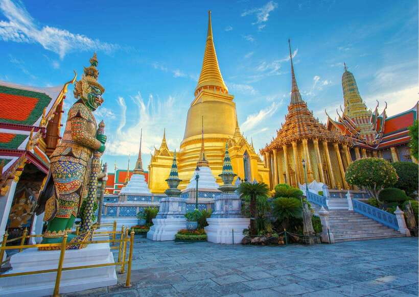 Bangkok: Grand Palace & Emerald Buddha Entry with Audioguide - How to make the visit work better