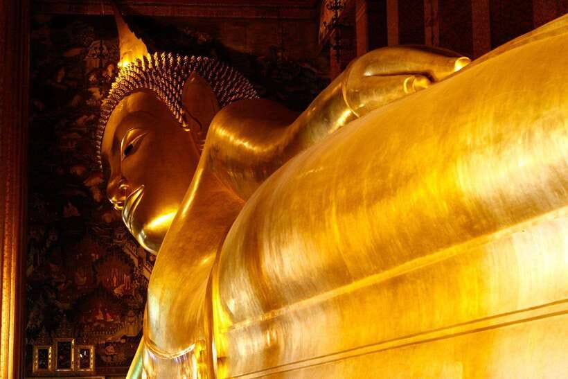 Bangkok: Grand Palace, Wat Pho, and Wat Arun Guided Tour - The real price and who gets the most from it