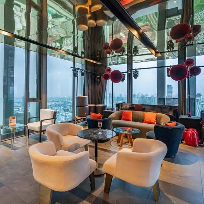 Bangkok: Gravity 87 Rooftop Lounge At Ramada Bangkok - Smart booking advice for a smoother evening