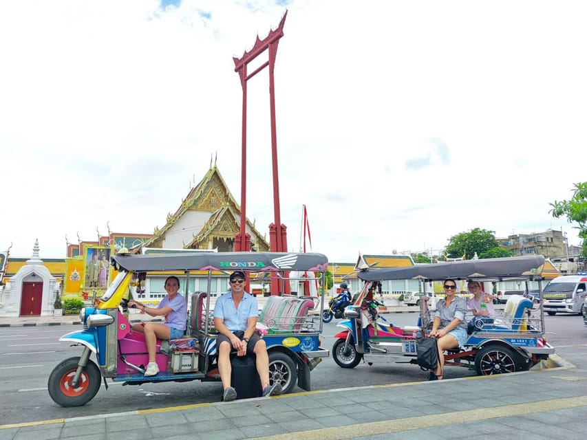 Bangkok: Guided Tour in a Typical Thai Tuk-Tuk - The Giant Swing and Wat Suthat
