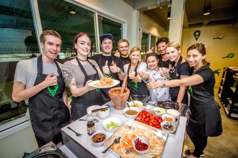 Bangkok: Half-Day Thai Cooking Class in Bangrak District - The chef makes the difference