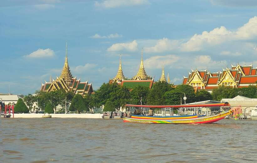 Bangkok Long Boat Canal a Big Buddha & Culture Markets Tour - What makes this canal trip different