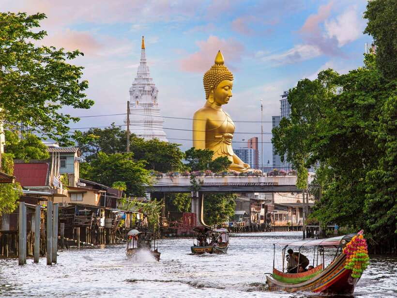 Bangkok: Longtail Boat Canal Tour to Wat Arun - Returning by boat along the Chao Phraya