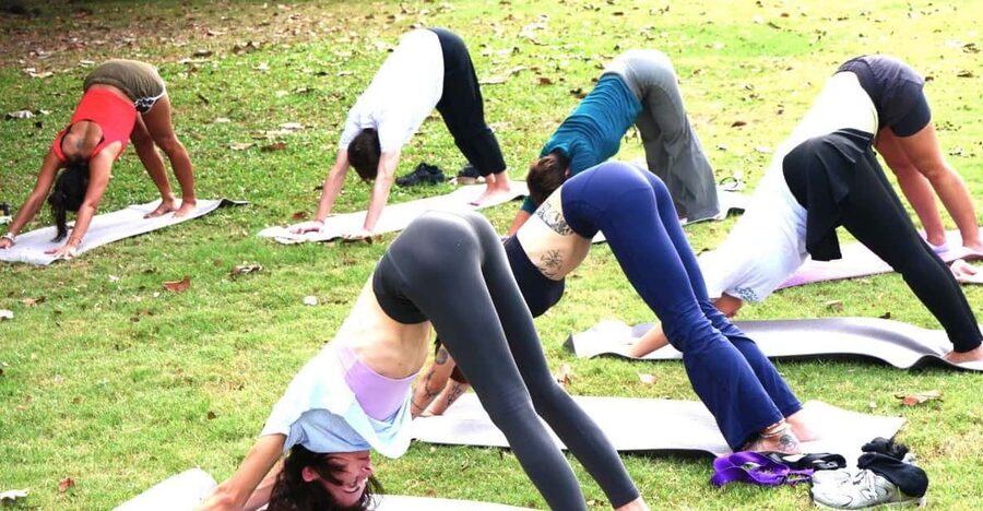 Bangkok: Lumpini Park Yoga Experience - The best time to fit it into your day