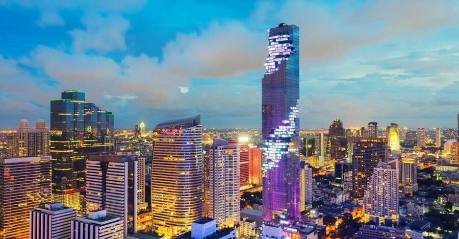 Bangkok: Mahanakhon SkyWalk Entry Ticket with Options - Weather, heat, and practical comfort