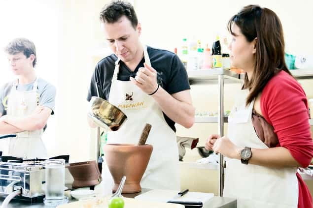 Bangkok: Maliwan Thai Cooking Class with Market Tour - What you take home