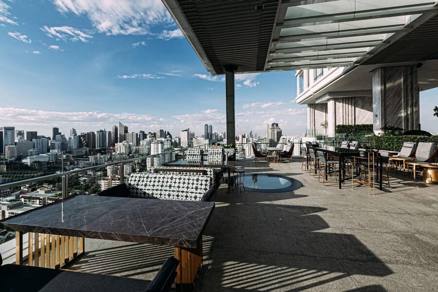 Bangkok: Nimitr Rooftop by 137 Pillars - Arriving above Bangkok at Nimitr Rooftop
