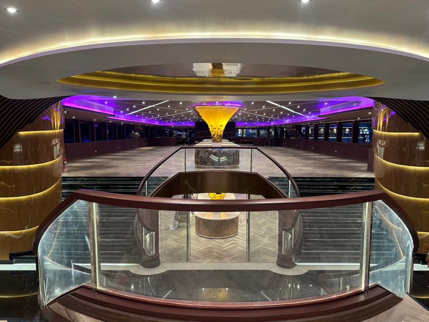 Bangkok: Opulence Luxury Chao Phraya Dinner Cruise - What this Chao Phraya dinner cruise is really like