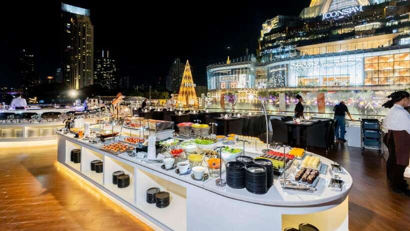 Bangkok: Opulence Luxury Dinner Cruise with Hotel Transfer - Live music and the rooftop deck