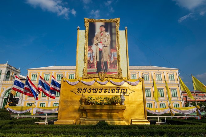 Bangkok Photography Masterclass - Private Photography Lesson - Wat Arun and the Giant Swing