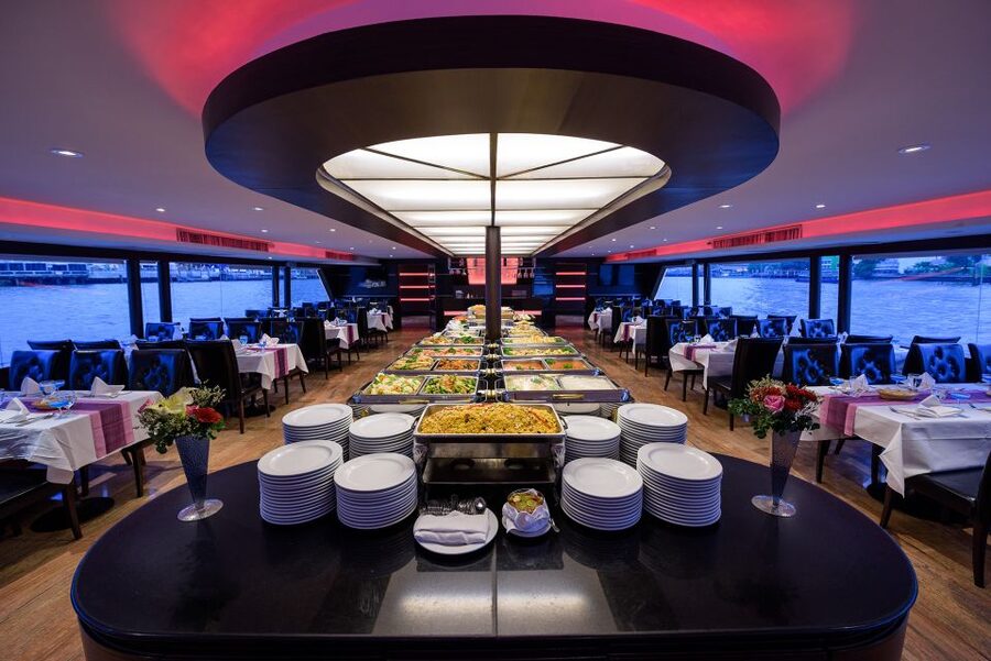 Bangkok: River Dinner Cruise on the Chao Phraya Princess - The river views and illuminated monuments