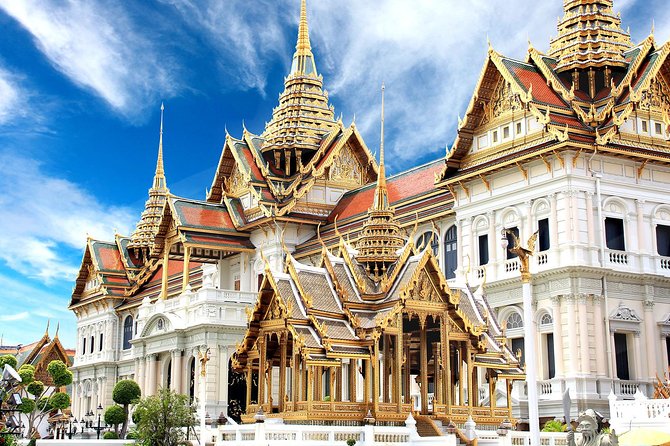 Bangkok's Grand Palace Complex and Wat Phra Kaew Tour - Dress rules, pickup, and daily comfort