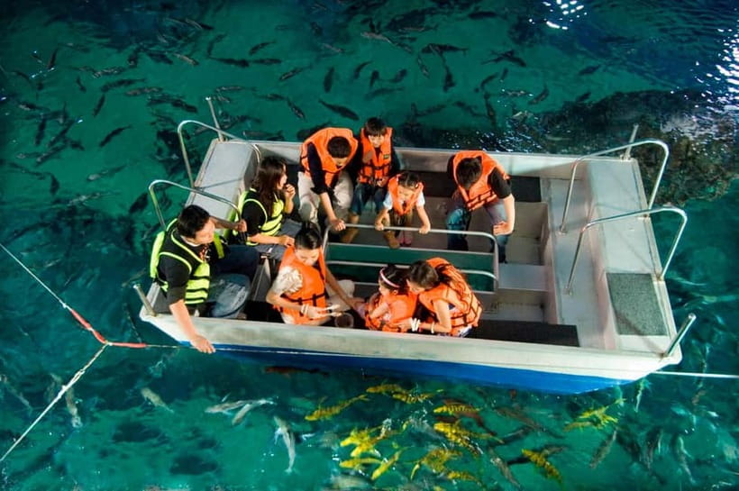 Bangkok: SEA LIFE Bangkok Ocean World Entry Ticket - Finding SEA LIFE beneath Siam Paragon
