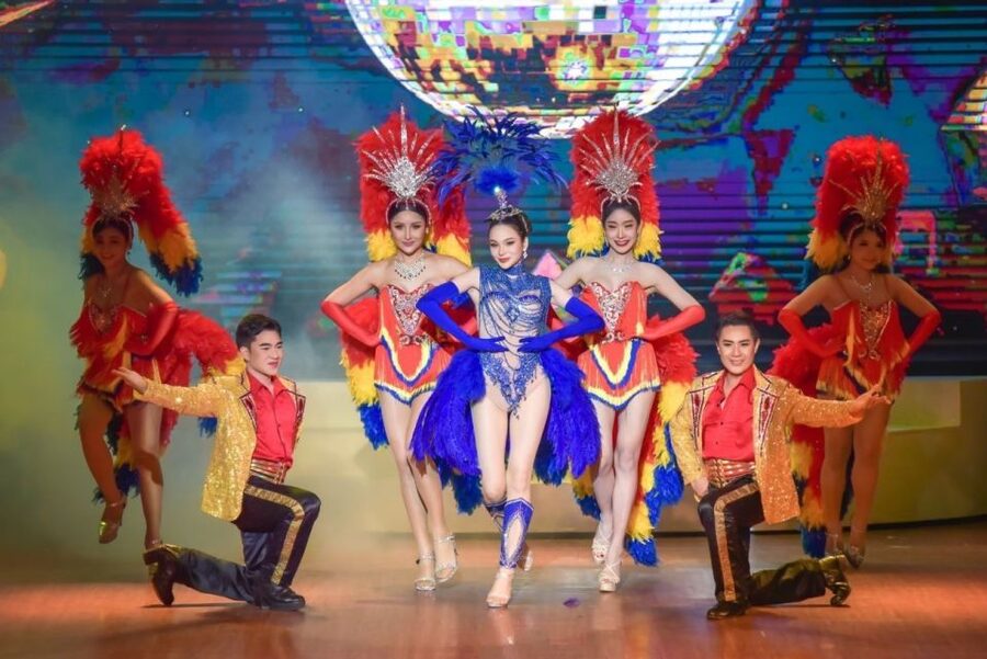 Bangkok: Skip-the-Line Golden Dome Cabaret Show Tickets - The 60-minute show, number by number