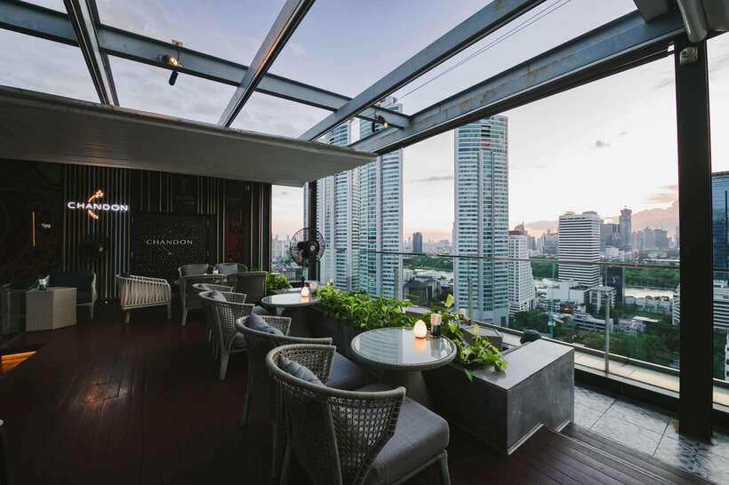 Bangkok: Sky on 20 Rooftop Bar With Free Flow Drinks - Key points to know before booking
