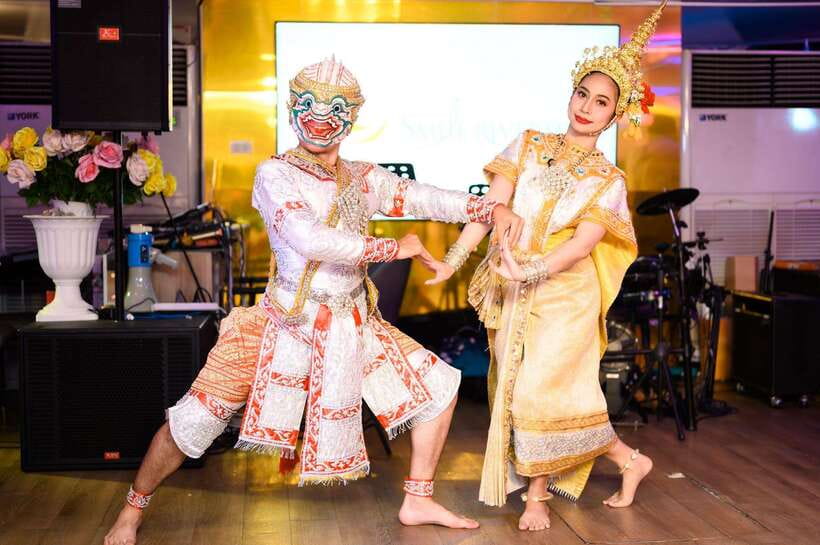 Bangkok: Smile Riverside Dinner Cruise - Key points to know before booking