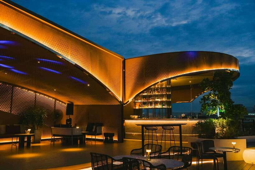 Bangkok: SOL and LUNA BKK Rooftop F&B Packages - A rooftop meal with Bangkok at eye level