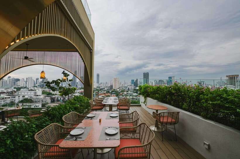 Bangkok: SOL and LUNA BKK Rooftop F&B Packages - Should you book this rooftop package?
