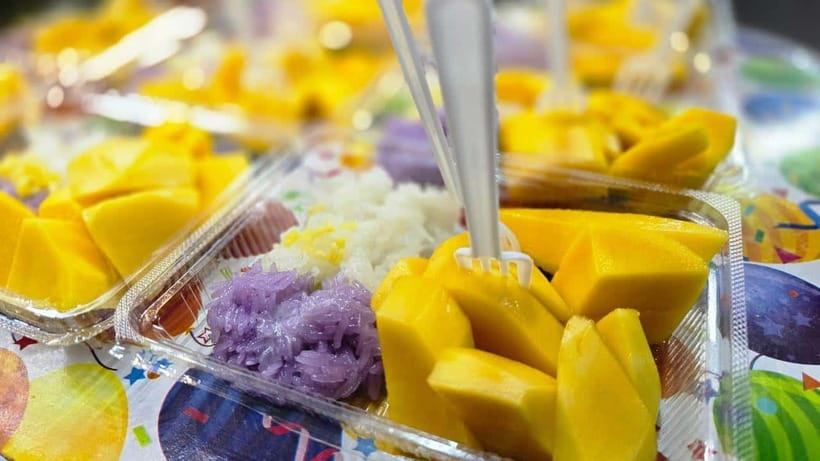 Bangkok: Street Food Tasting Tour at Night - What the food reveals about Chinatown