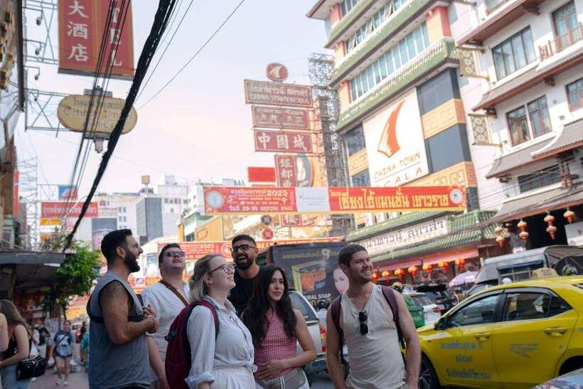 Bangkok: Talad Noi Hidden Gems & Street Food Adventure - Chow Sue Kong Shrine and Chinese Bangkok