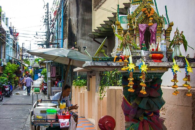 Bangkok Temples Tour - Hotel pickup, minivan travel, and timing