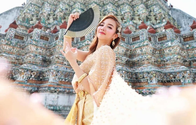 Bangkok: Thai Costume Rental + Hairdo, Makeup & Accessories - A practical route through the experience