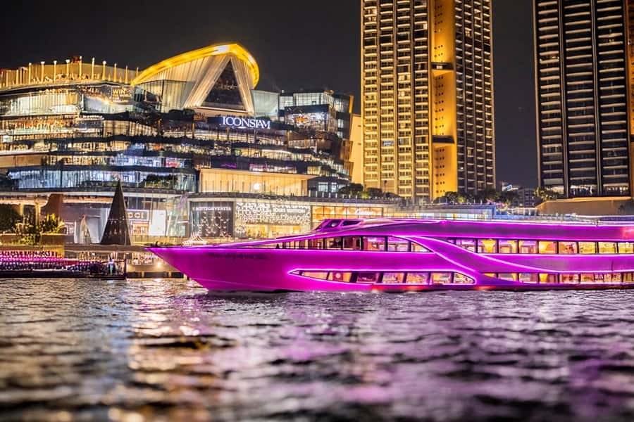 Bangkok: The Opulence Buffet Dinner Cruise with Live Band - Boarding at ICONSIAM and finding your place