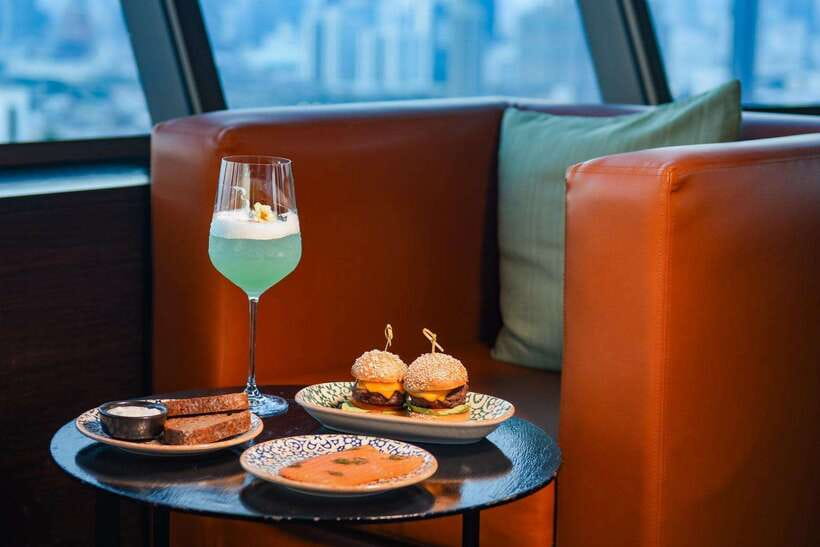 Bangkok: ThreeSixty Jazz Lounge at Millennium Hilton - The jazz question deserves attention