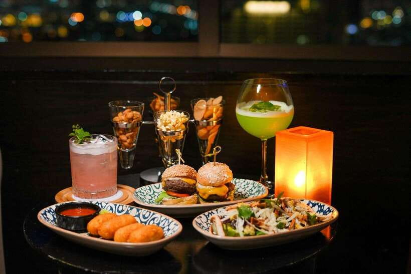 Bangkok: ThreeSixty Jazz Lounge at Millennium Hilton - A 90-minute evening at ThreeSixty