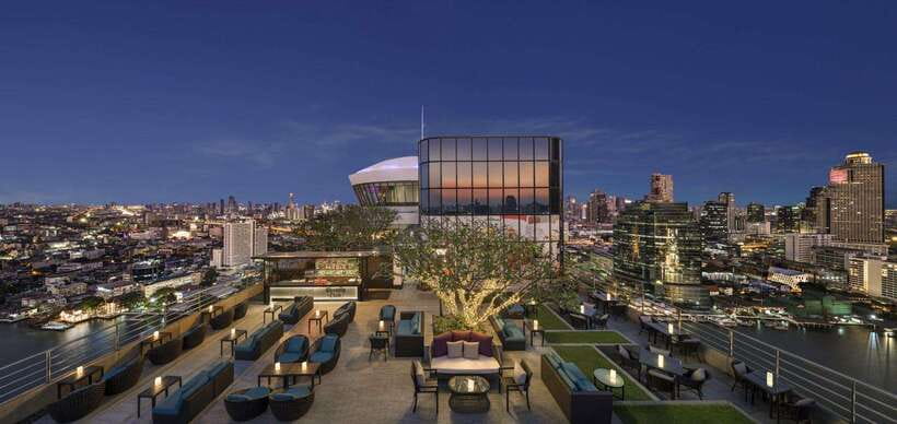 Bangkok: ThreeSixty Rooftop Bar at Millennium Hilton - When the $22 price makes sense