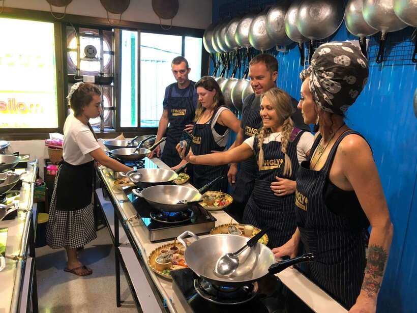 Bangkok: Tingly Thai Cooking School Half-Day Cooking Class - Why the morning market visit is worth choosing