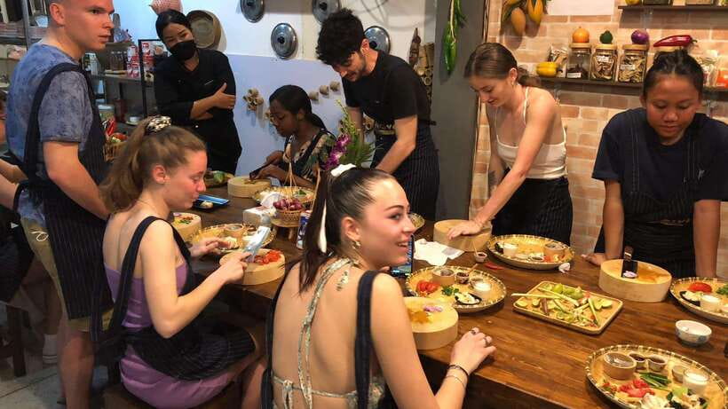 Bangkok: Tingly Thai Cooking School Half-Day Cooking Class - Four dishes that teach the basics of Thai flavor