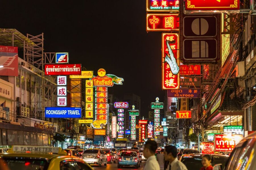 Bangkok: Travstore Original Bangkok Discovery Tour - The guide can make or break the evening