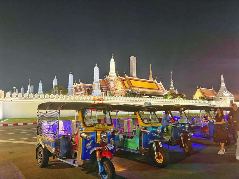 Bangkok Tuk-Tuk by Night with Chinatown Street Food Meal - Crossing the Chao Phraya River
