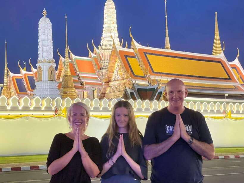Bangkok Tuk-Tuk by Night with Chinatown Street Food Meal - Meeting the guide at Saphan Taksin