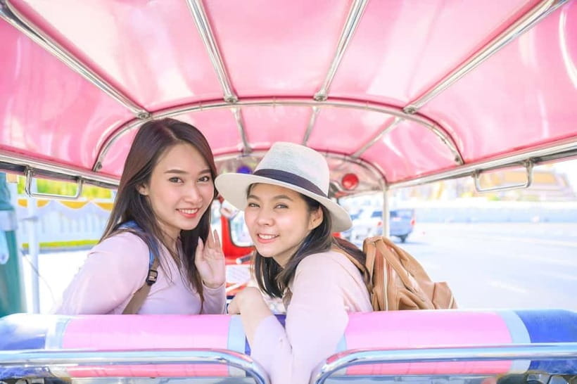 Bangkok Tuk-Tuk City Sightseeing Tour - Meeting the tuk-tuk at Sanam Chai