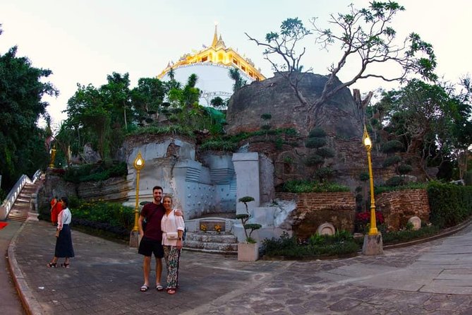 Bangkok Tuk Tuk Tour - Hotel-pickup & Dinner - Starting at the Kuan Yim Shrine