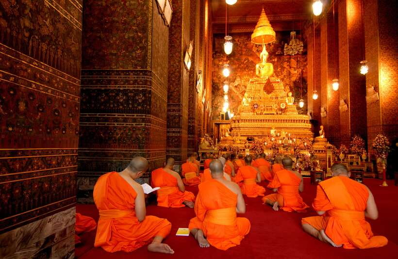 Bangkok: Wat Pho and Wat Arun Guided Walking Tour - The responsible travel angle