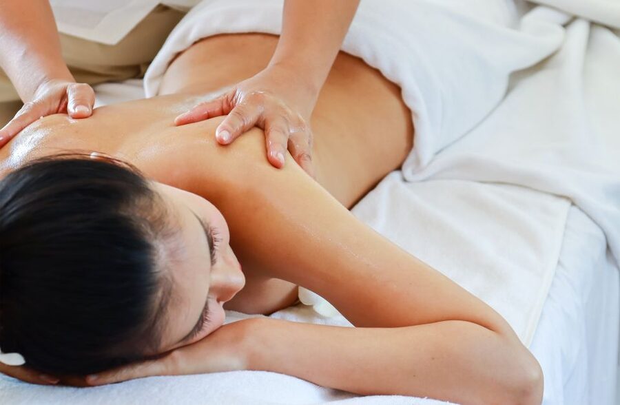 Bangkok: Wat Pho Thai Massage in Your Hotel Room - Why a hotel-room Thai massage makes sense in Bangkok