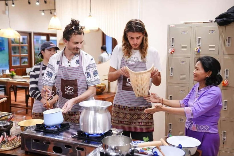 Bangkok: White Lotus Thai Cooking Class with Market Tour - The market walk gives the recipes a proper beginning