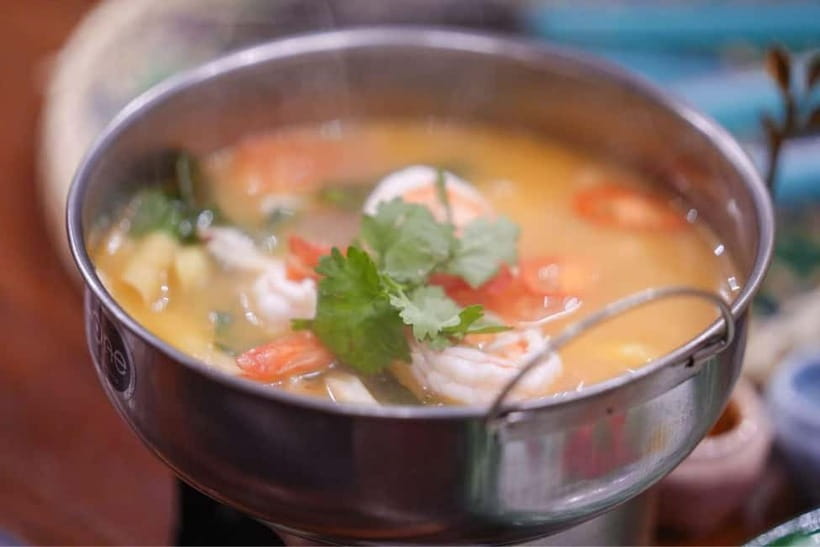 Bangkok: White Lotus Thai Cooking Class with Market Tour - Four classic dishes, prepared one by one