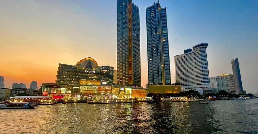 Bangkok with a Private Car and Driver Customizable Tours - Making the route work in Bangkok traffic