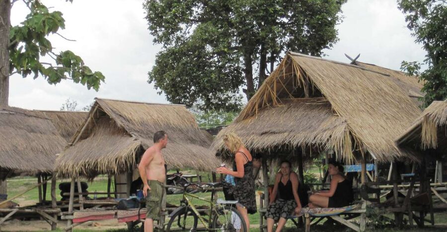 Chiang Mai: 24 km Leisure Cycling & swim Lake Huay Tueng Tao - Getting fitted at Chiang Mai Mountain Biking & Kayaks