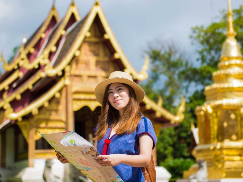Chiang Mai: 3 Hour Old City and Temples Guided Walking Tour - The Guides Make the Difference