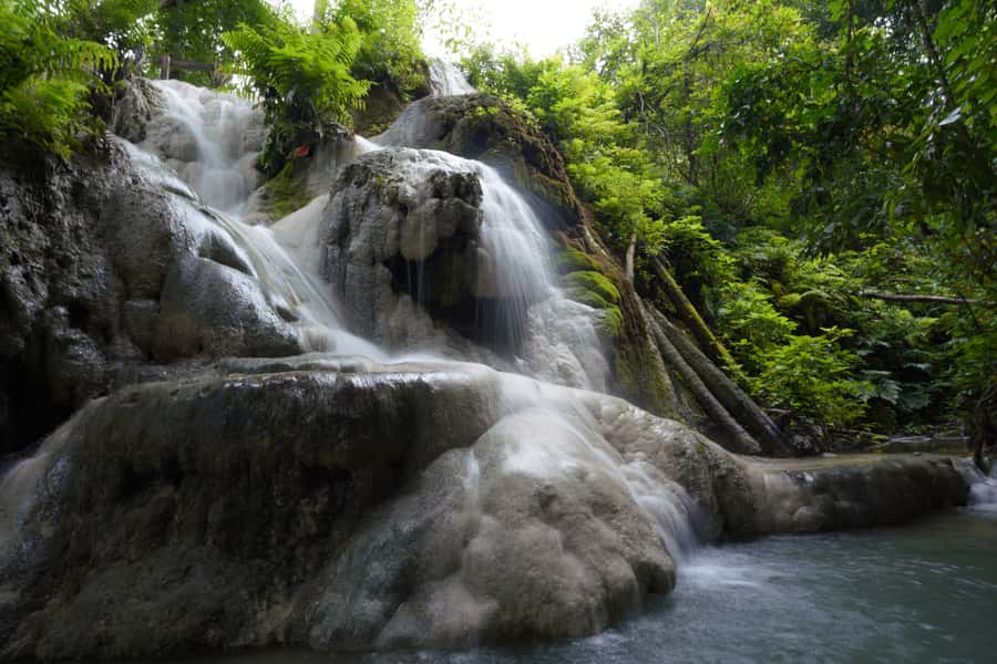 Chiang Mai: Bua Thong Sticky Waterfall & Huge Cave & Buffet - Booking details and final decision