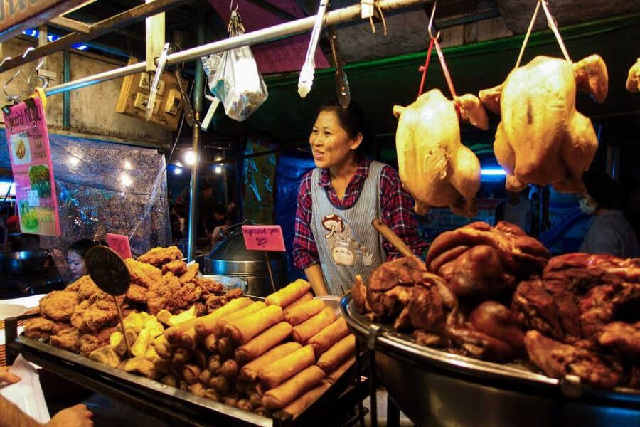 Chiang Mai: Chiang Mai Bar Hopping Guided Night Tour - North Gate Jazz Co-Op: live music with a lively edge