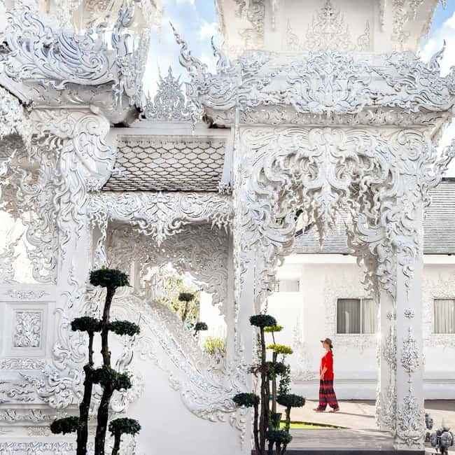 Chiang Mai: Chiang Rai Famous Temples & Hot Springs Day Trip - The White Temple is the reason to make the trip
