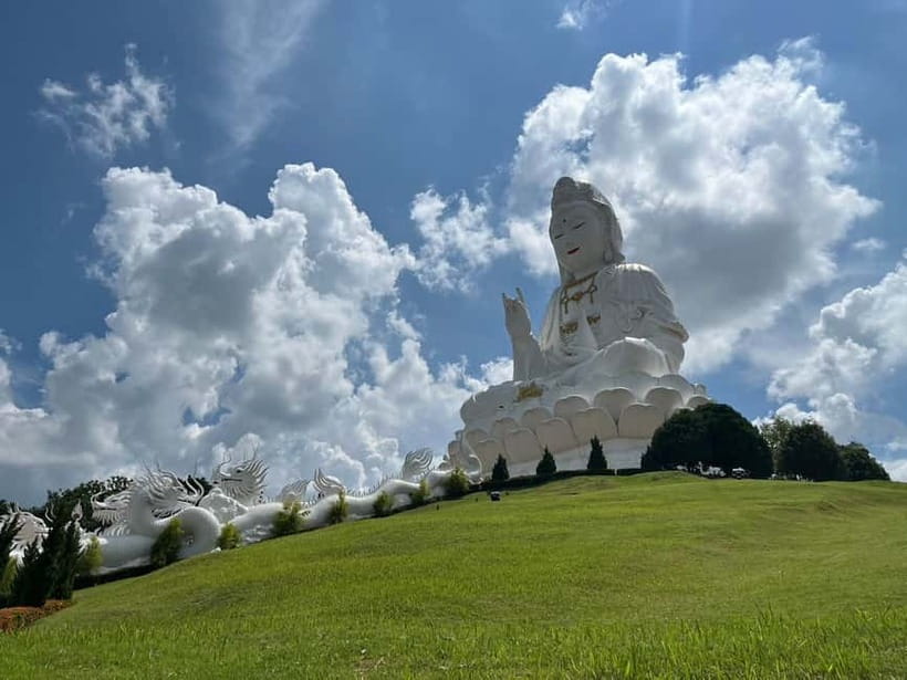 Chiang Mai: Chiang Rai Red, White, and Blue Temples day tour - The three-hour ride through Northern Thailand