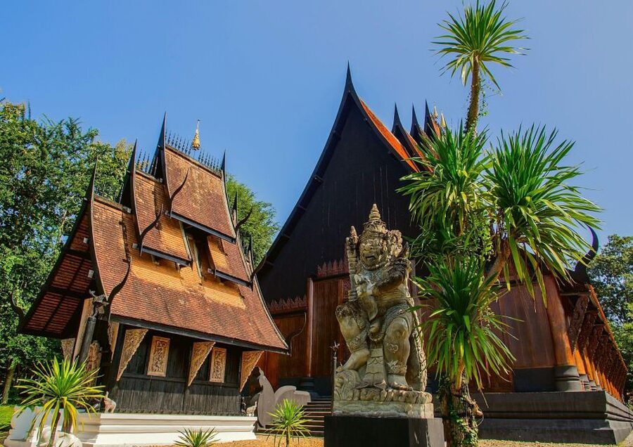 Chiang Mai: Chiang Rai Temples & Black House Discovery Tour - Wat Rong Khun, the White Temple